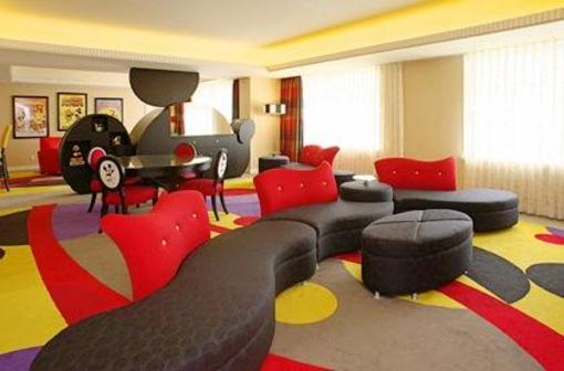 фото отеля Disney Ambassador Hotel