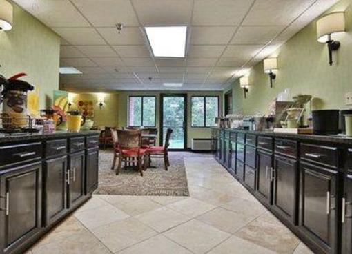 фото отеля Quality Inn Carrollton