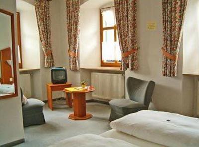 фото отеля Hotel Zum Bräu Kinding