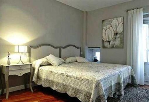 фото отеля Apartamentos Cruceiro Do Galo