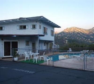 фото отеля Sierra Lodge Three Rivers (California)
