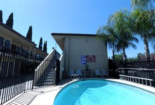 фото отеля Americas Best Value Inn Hotel Visalia