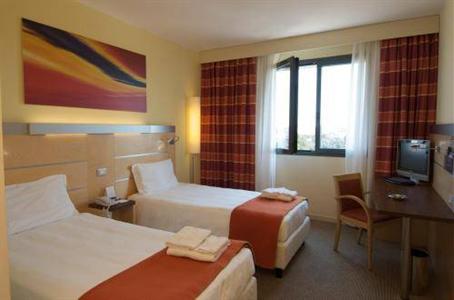 фото отеля Best Western Palace Inn Hotel
