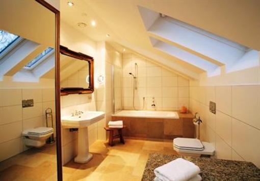 фото отеля Hotel Chiemgauhof Ubersee