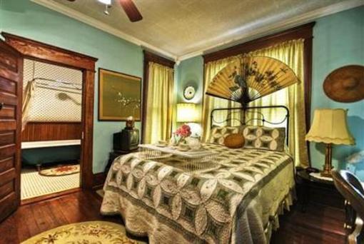фото отеля Hattie May Inn