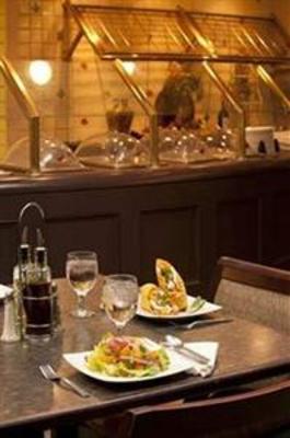 фото отеля Doubletree Hotel Tulsa-Downtown