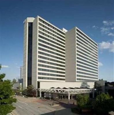 фото отеля Doubletree Hotel Tulsa-Downtown