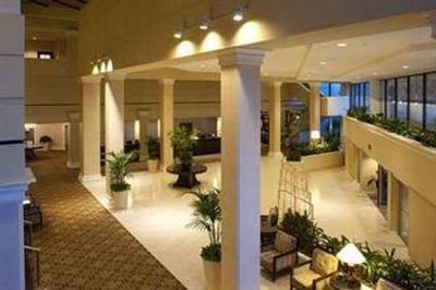 фото отеля Doubletree Hotel Tulsa-Downtown