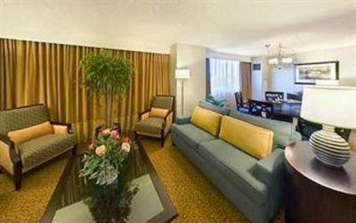 фото отеля Doubletree Hotel Tulsa-Downtown