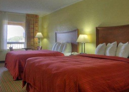 фото отеля Quality Inn & Suites Civic Center