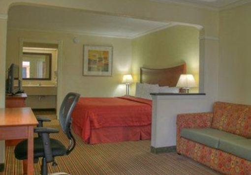 фото отеля Quality Inn & Suites Civic Center