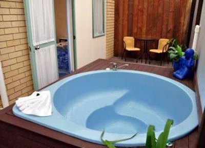 фото отеля Fenton Court Motel