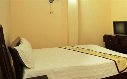 фото отеля Phuong Dong Airport Hotel