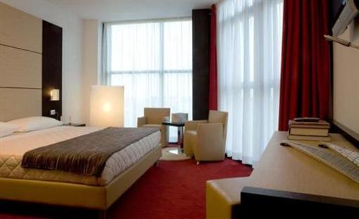 фото отеля Aparthotel Galileo