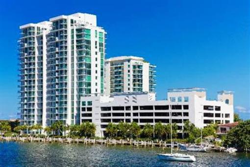 фото отеля Eloquence by the Bay Residences