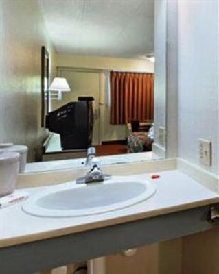 фото отеля Red Roof Inn Memphis East