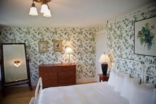 фото отеля Asticou Inn