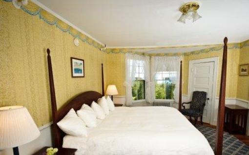 фото отеля Asticou Inn