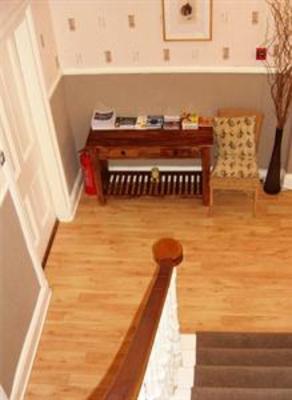 фото отеля Dalmore Lodge Guest House Edinburgh