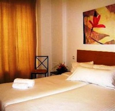 фото отеля Apartamentos H2 Gran Via Madrid