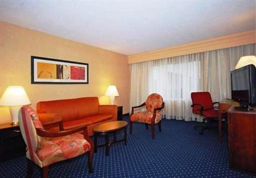 фото отеля Courtyard Hotel Boston Raynham