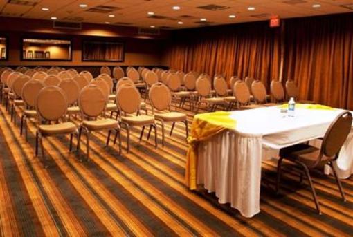 фото отеля Holiday Inn Pittsburgh Monroeville