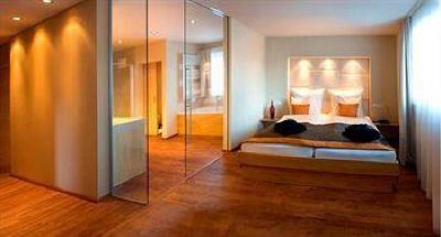 фото отеля Living Max Hotel