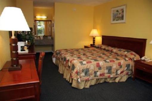 фото отеля Holiday Park Hotels & Suites Deerfield Beach