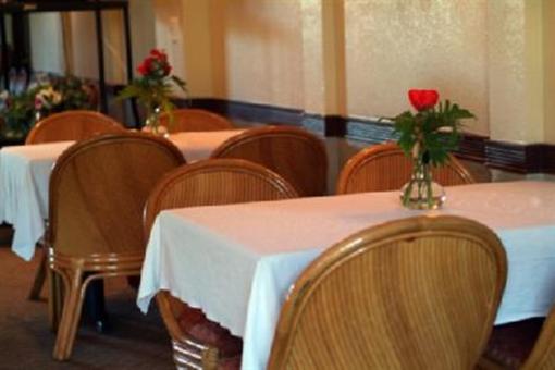 фото отеля Holiday Park Hotels & Suites Deerfield Beach