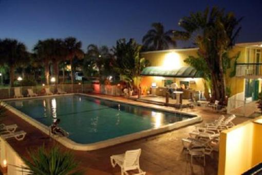 фото отеля Holiday Park Hotels & Suites Deerfield Beach