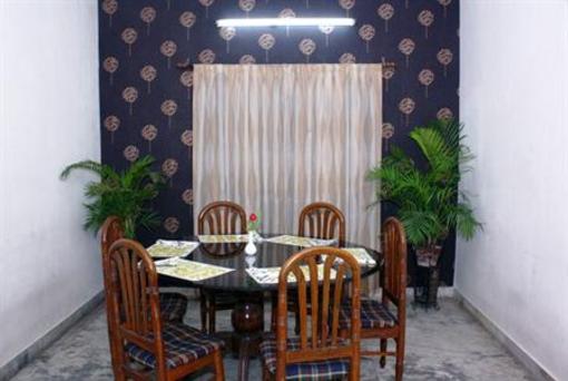 фото отеля Coral Residency Guest Houses Kolkata