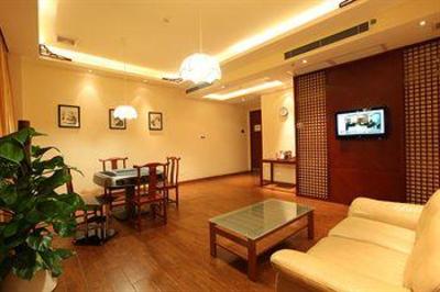 фото отеля CEDAR Hotel
