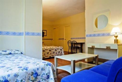 фото отеля Aparthotel Tribunal
