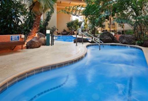 фото отеля Crowne Plaza Concord