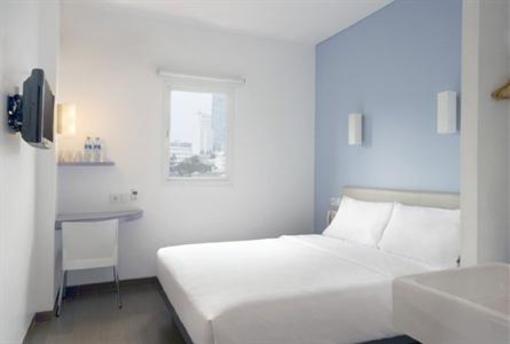 фото отеля Amaris Hotel Senen