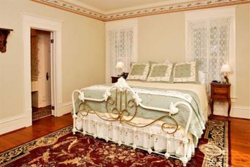 фото отеля Corinthian Bed & Breakfast