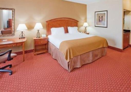 фото отеля Holiday Inn Express Hotel & Suites Airport Oklahoma City
