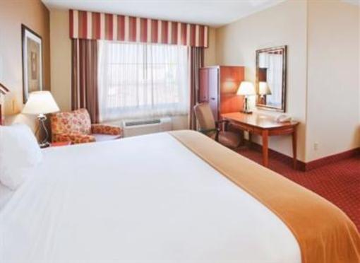 фото отеля Holiday Inn Express Hotel & Suites Airport Oklahoma City