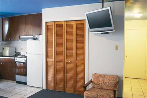 фото отеля Holiday Surf Hotel