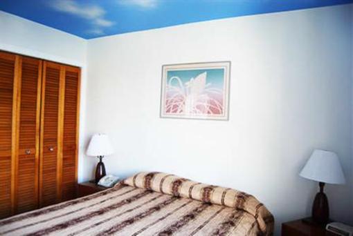 фото отеля Holiday Surf Hotel