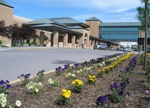 фото отеля Crowne Plaza White Plains Downtown