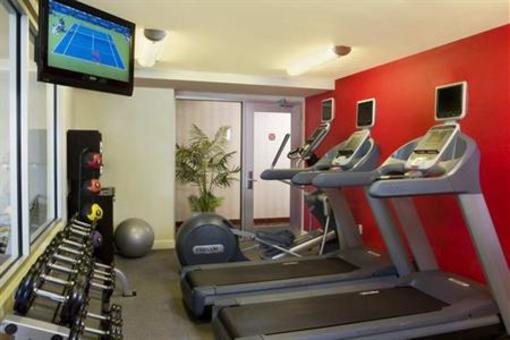 фото отеля Hilton Garden Inn Queens JFK Airport