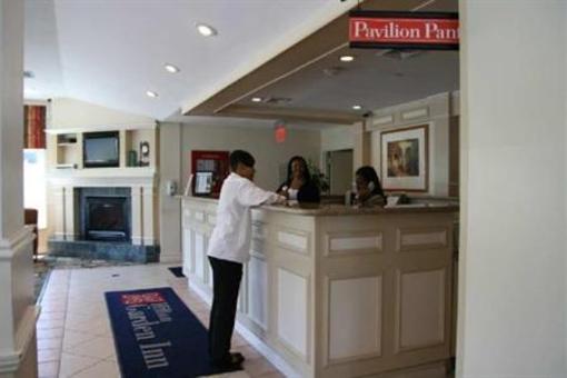 фото отеля Hilton Garden Inn Queens JFK Airport