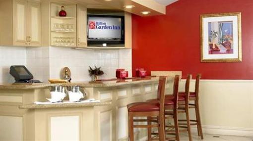 фото отеля Hilton Garden Inn Queens JFK Airport