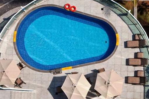 фото отеля Beach Class Suites