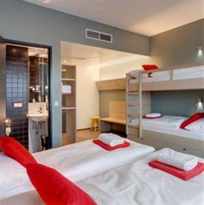 фото отеля Meininger Hotel Berlin Airport