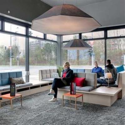 фото отеля Meininger Hotel Berlin Airport