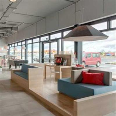 фото отеля Meininger Hotel Berlin Airport
