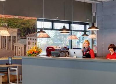 фото отеля Meininger Hotel Berlin Airport