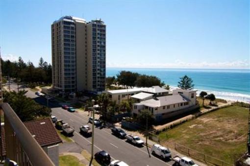 фото отеля Carrington Court Apartments Gold Coast